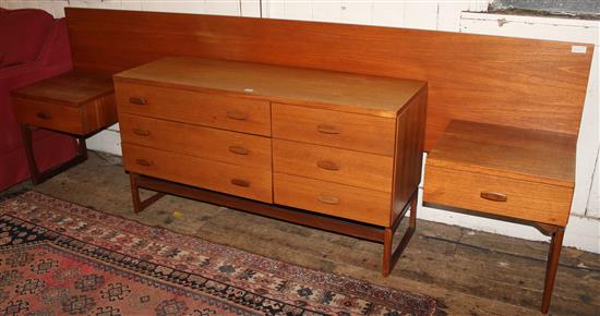 G Plan 6 drawer chest & headboard